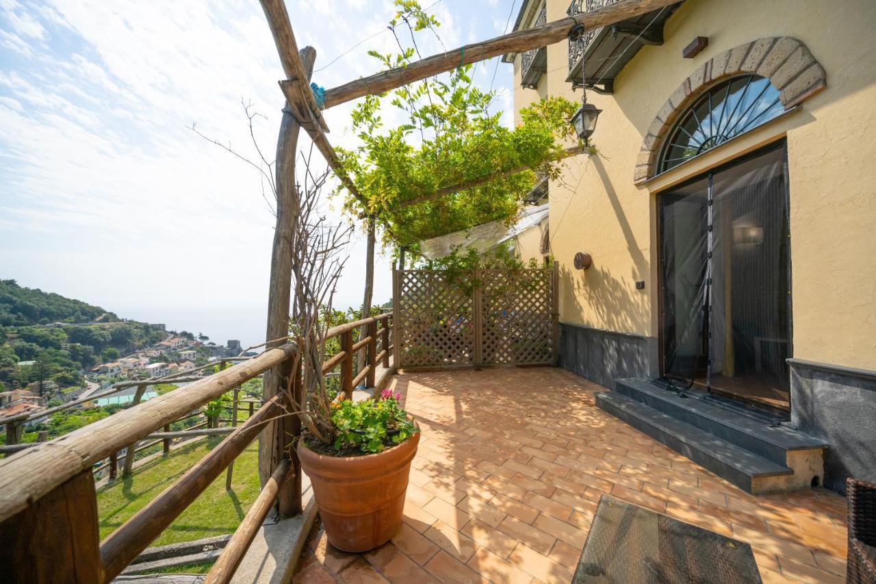 Limoneto Di Ercole Apartment ไมยอรี ภายนอก รูปภาพ