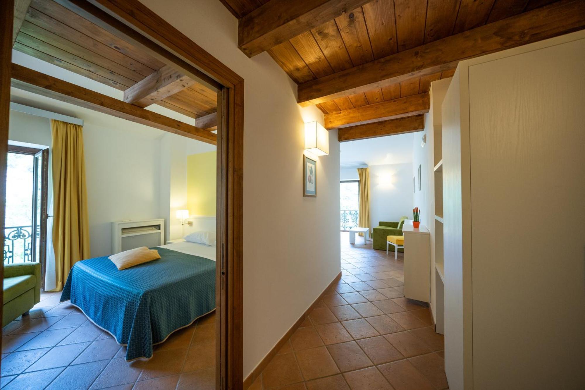 Limoneto Di Ercole Apartment ไมยอรี ภายนอก รูปภาพ