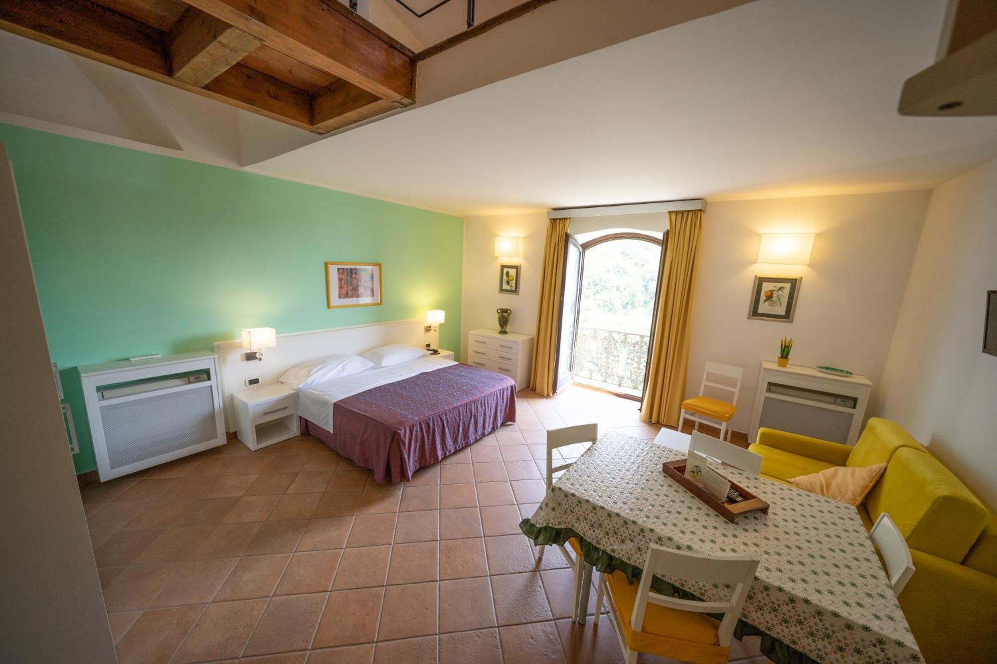 Limoneto Di Ercole Apartment ไมยอรี ภายนอก รูปภาพ