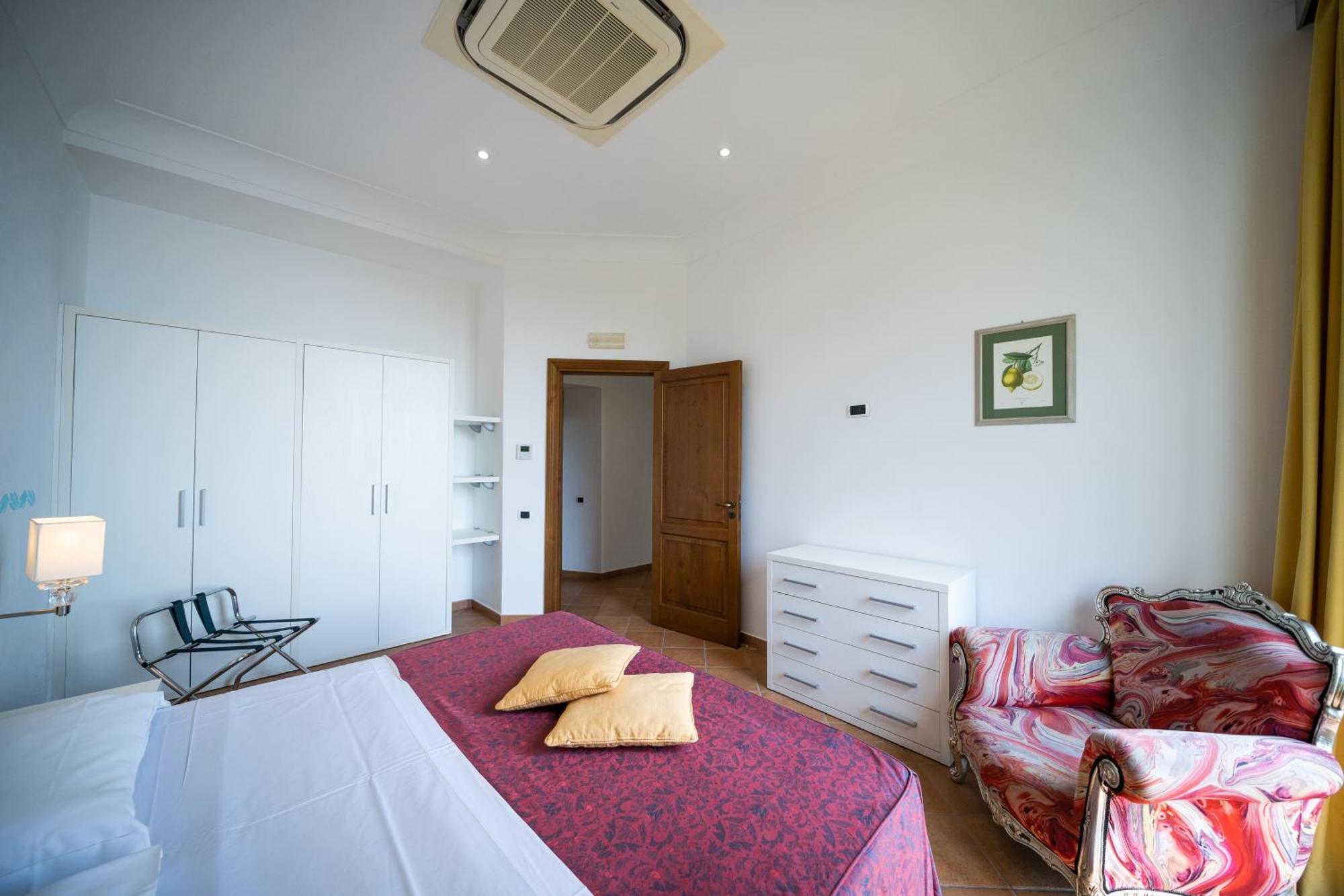 Limoneto Di Ercole Apartment ไมยอรี ภายนอก รูปภาพ