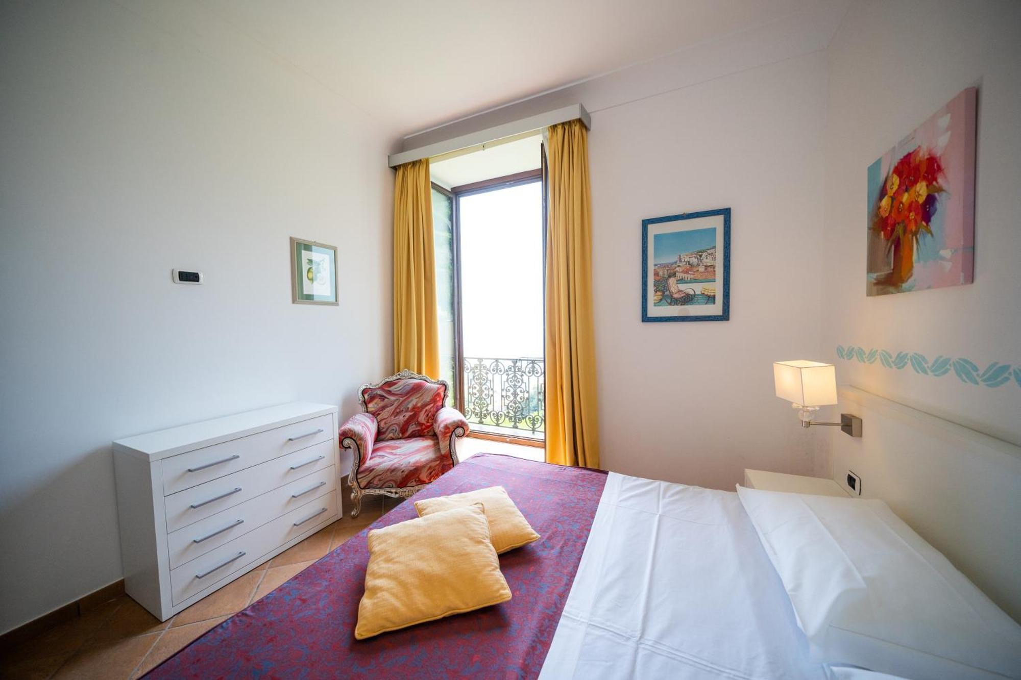 Limoneto Di Ercole Apartment ไมยอรี ภายนอก รูปภาพ