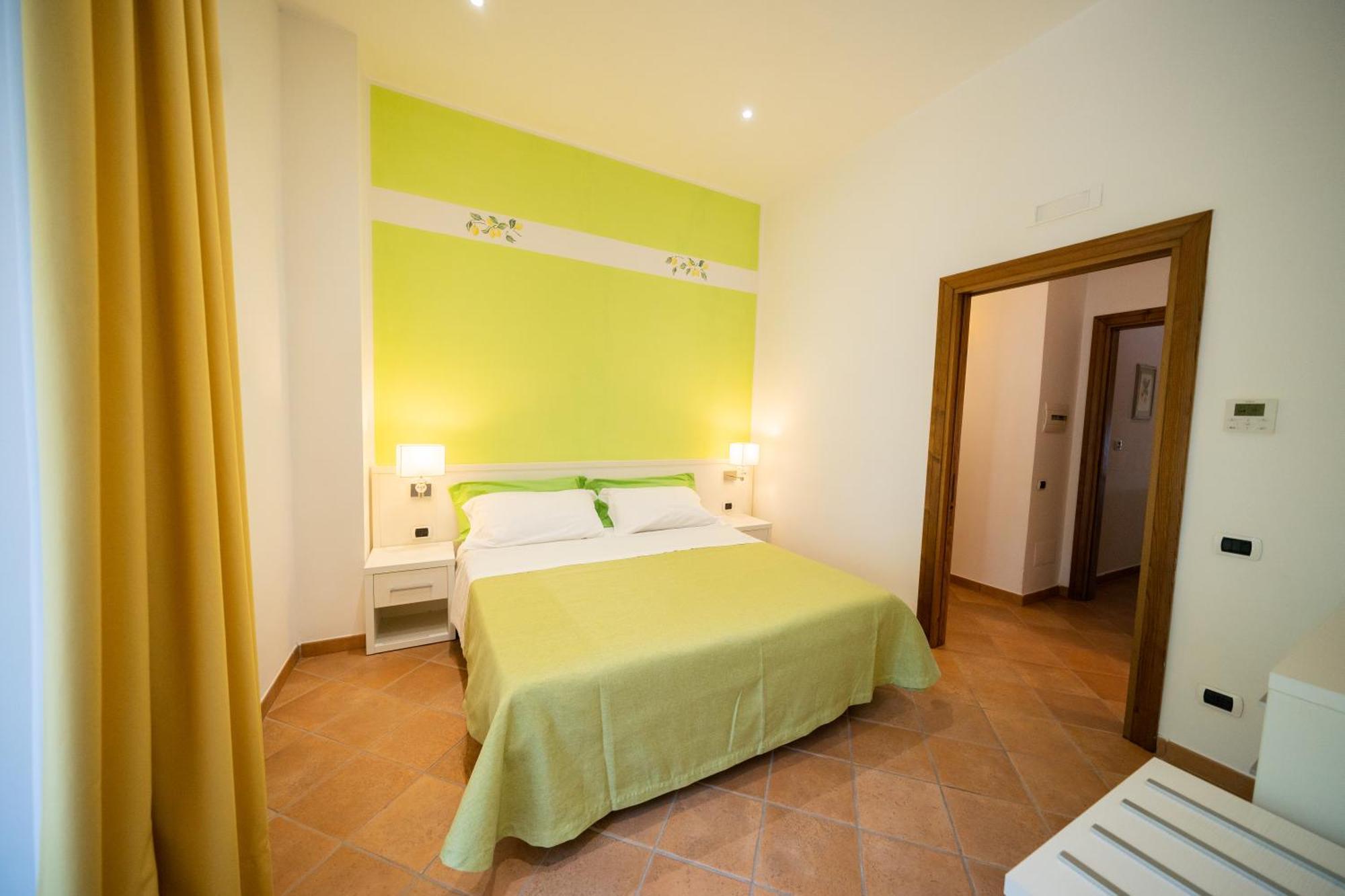 Limoneto Di Ercole Apartment ไมยอรี ภายนอก รูปภาพ