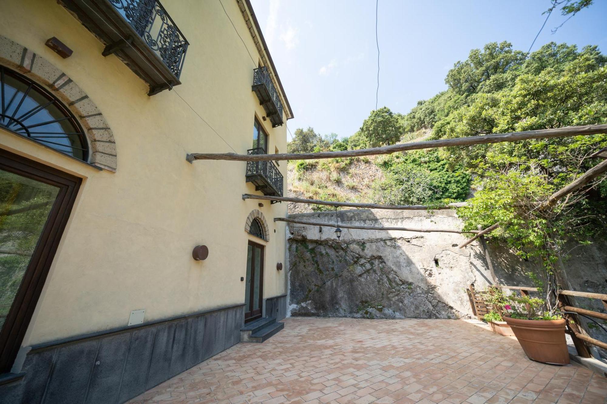 Limoneto Di Ercole Apartment ไมยอรี ภายนอก รูปภาพ