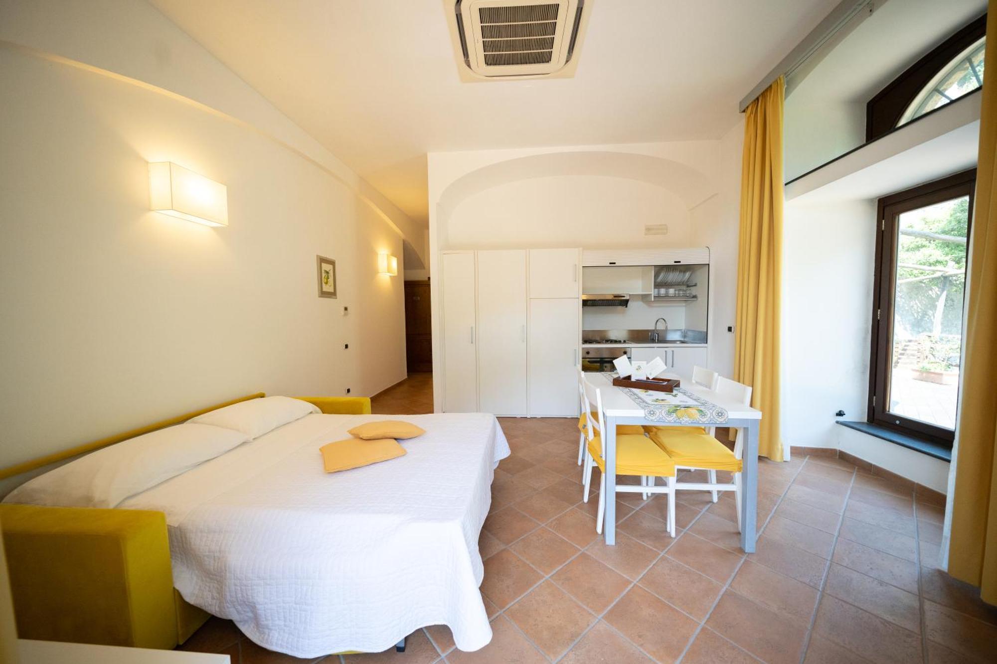 Limoneto Di Ercole Apartment ไมยอรี ภายนอก รูปภาพ