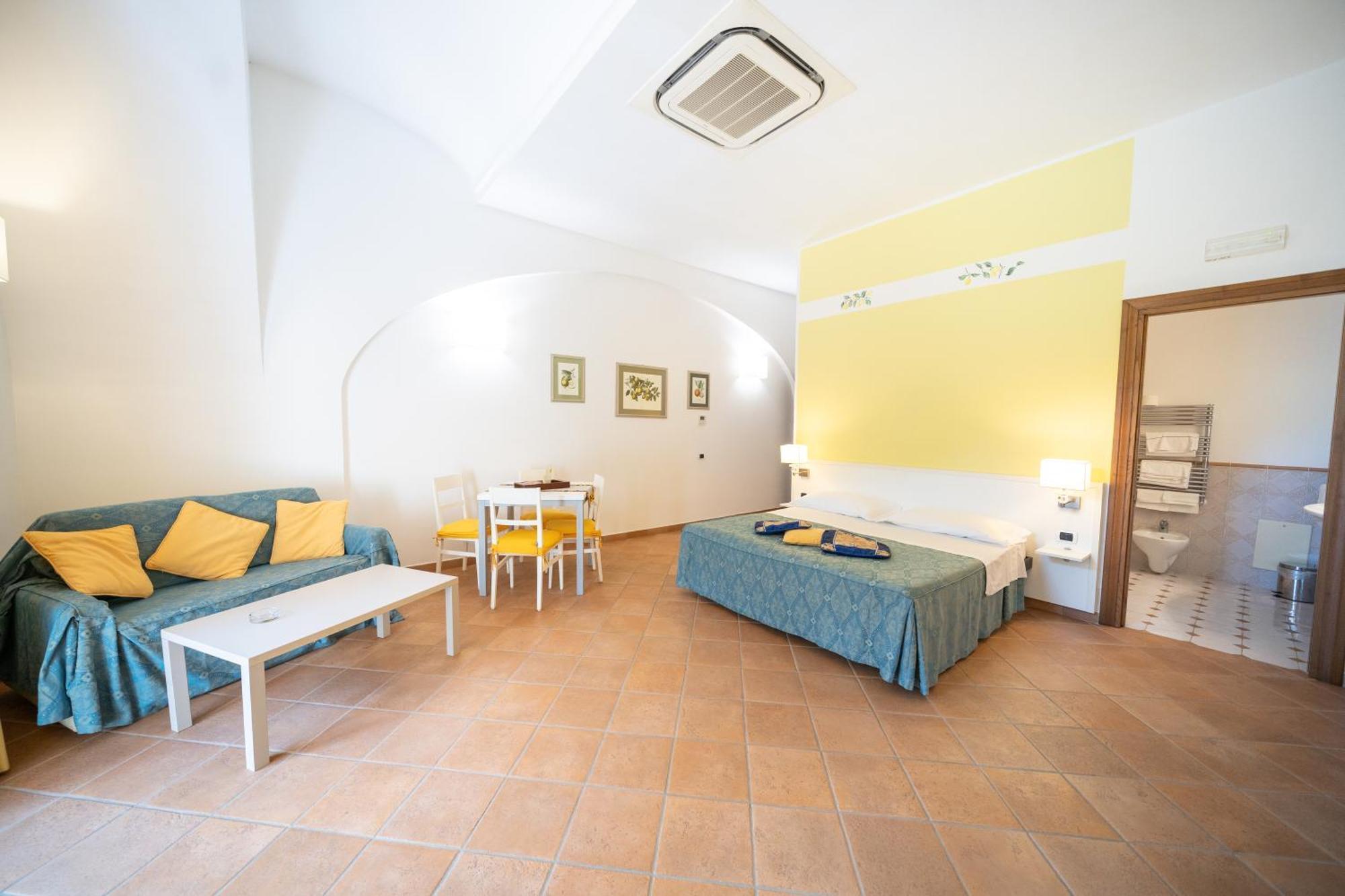 Limoneto Di Ercole Apartment ไมยอรี ภายนอก รูปภาพ